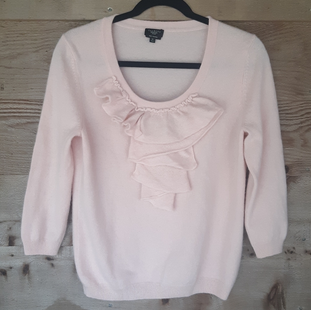 Light Pink Cashmere Ruffle Neckline Sweater Medium